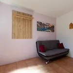 Bright Flat Close To The Area Apartmán