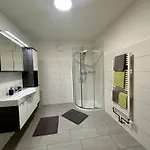 Bright Flat Close To The Area