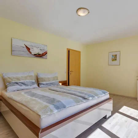 Apartament Bright Flat Close To The Area *