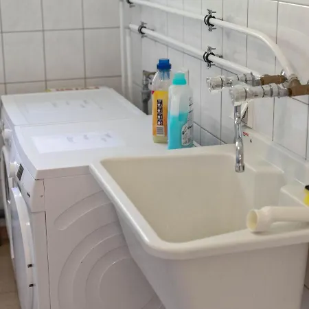 Bright Flat Close To The Area *