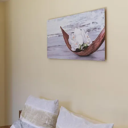 Bright Flat Close To The Area 公寓